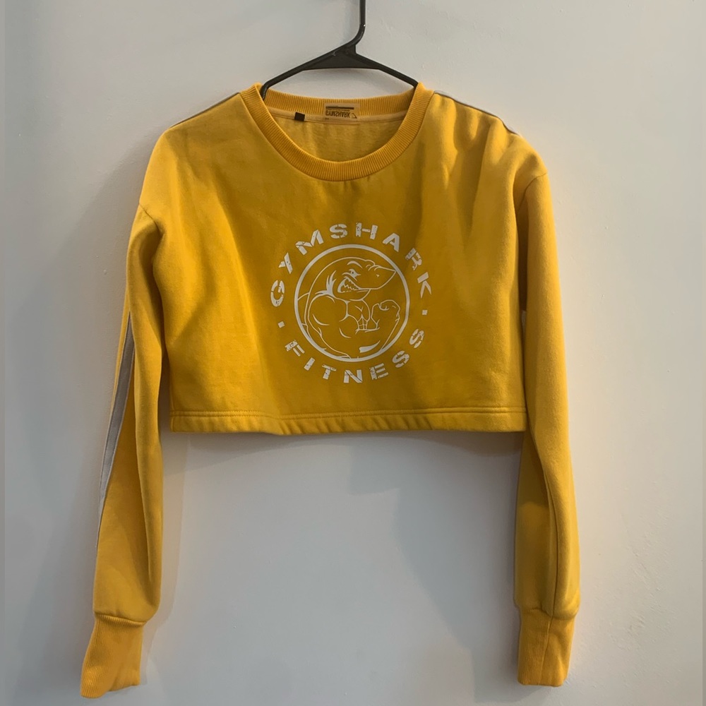Gymshark legacy crop top